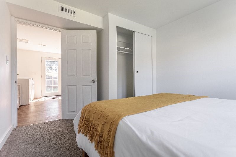 Furnished Finder property 451639_1 photo 8