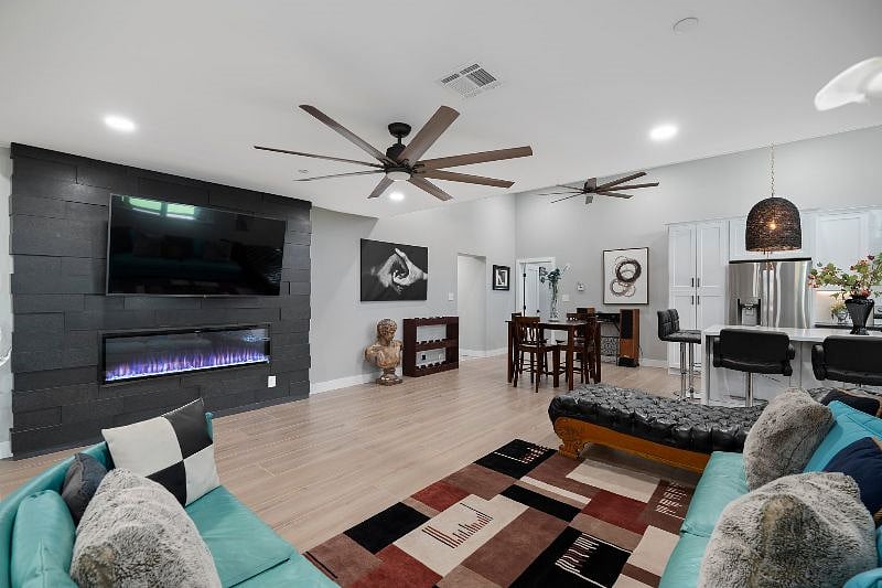 Furnished Finder property 451644_1 photo 21