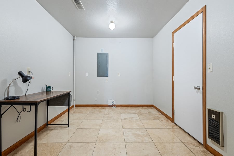 Furnished Finder property 451693_2 photo 22