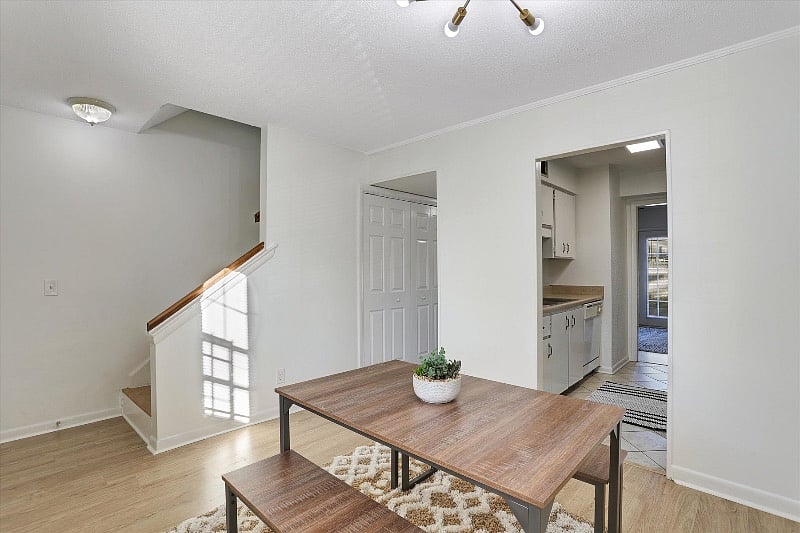 Furnished Finder property 451737_1 photo 17