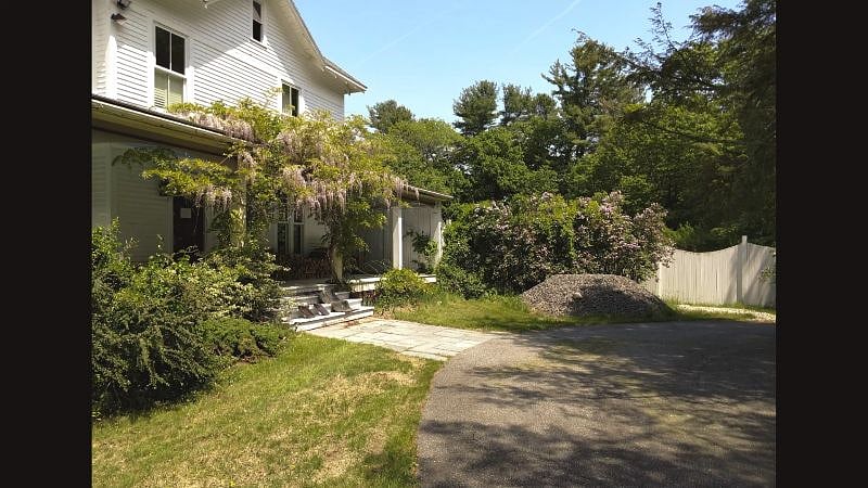 Furnished Finder property 451744_1 photo 2
