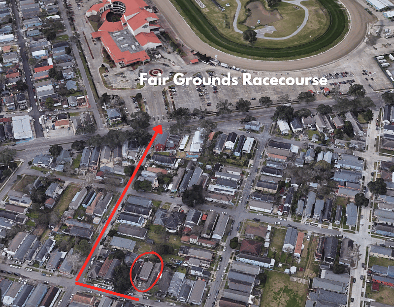 2 minutes walk to Gentilly Entrance