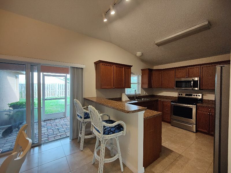 Furnished Finder property 451793_1 photo 5