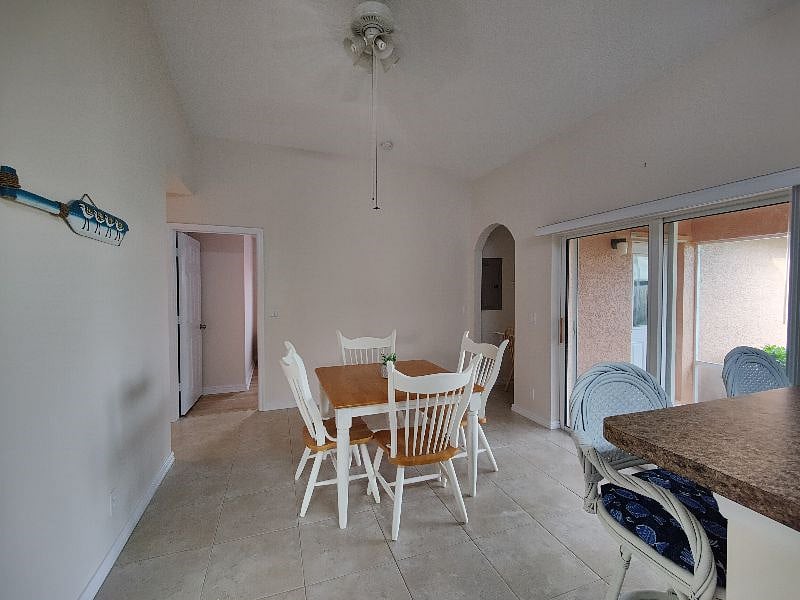 Furnished Finder property 451793_1 photo 7