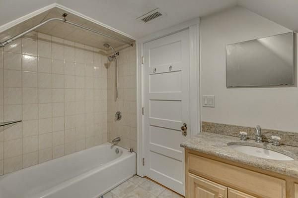 Furnished Finder property 451800_1 photo 8