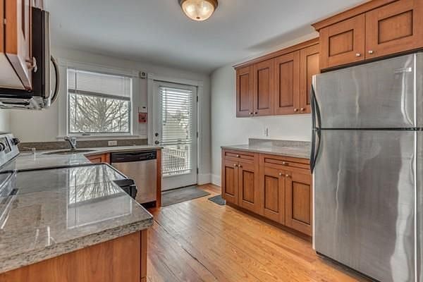 Furnished Finder property 451800_1 photo 9