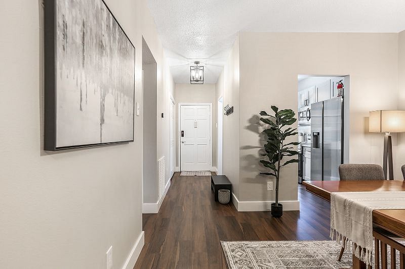 Furnished Finder property 451834_1 photo 4