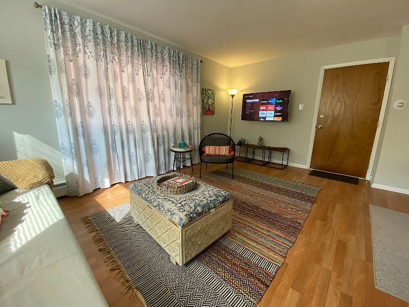 Furnished Finder property 451883_10 photo 16