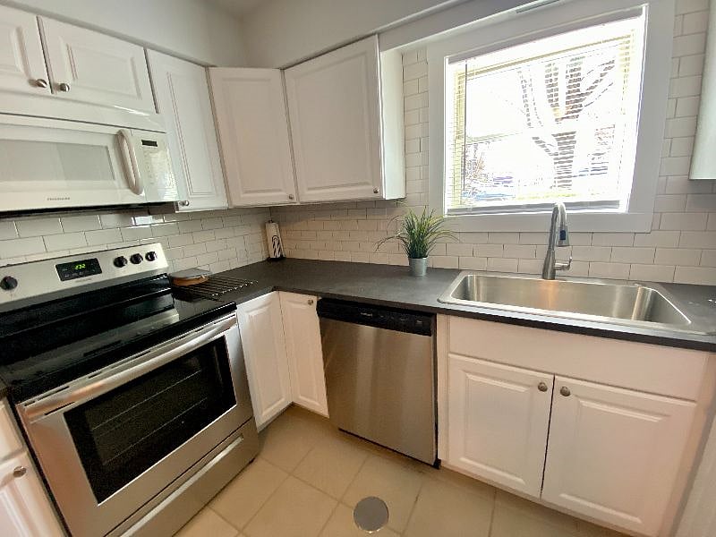Furnished Finder property 451883_2 photo 9
