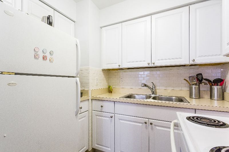 Furnished Finder property 451883_8 photo 13