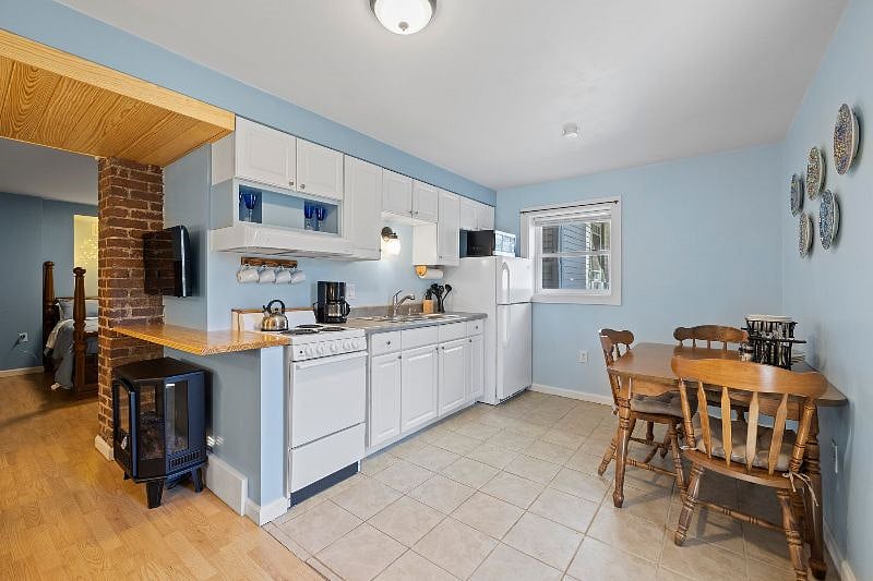Furnished Finder property 451906_1 photo 8