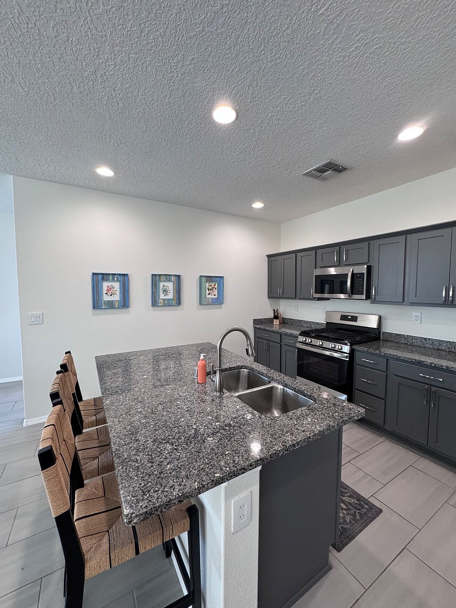 Furnished Finder property 451924_1 photo 12