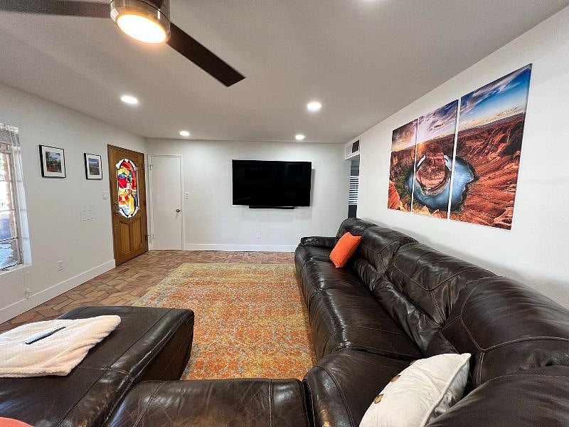 Furnished Finder property 451938_1 photo 3