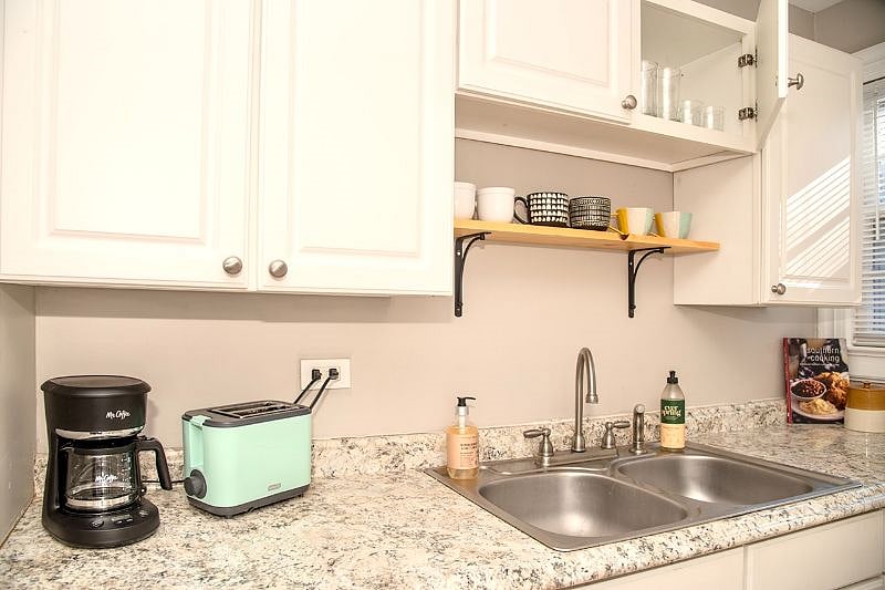 Furnished Finder property 451976_1 photo 9