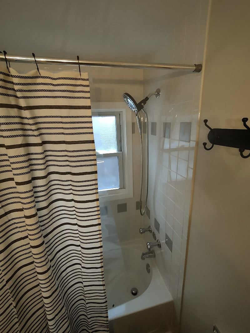 Furnished Finder property 451990_1 photo 18