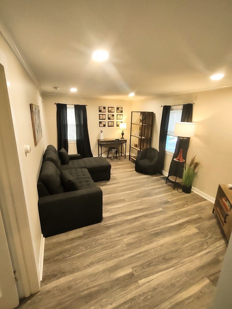 Furnished Finder property 451990_1 photo 4