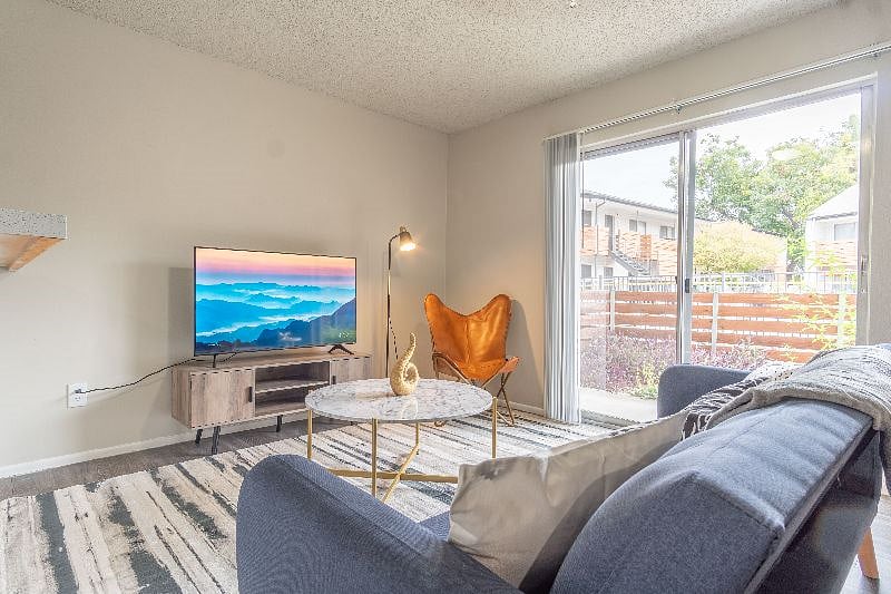 Furnished Finder property 452036_1 photo 5