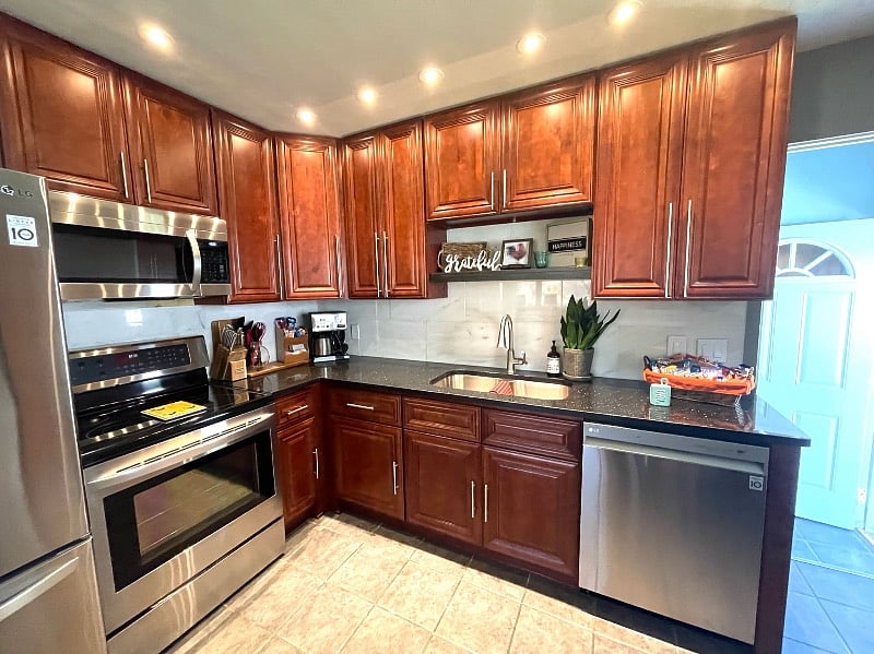 Furnished Finder property 452058_1 photo 3