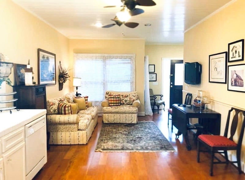 Furnished Finder property 452080_1 photo 10