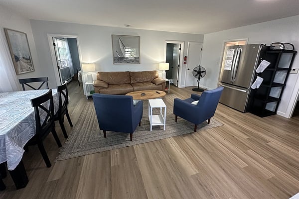 Furnished Finder property 452084_3 photo 5