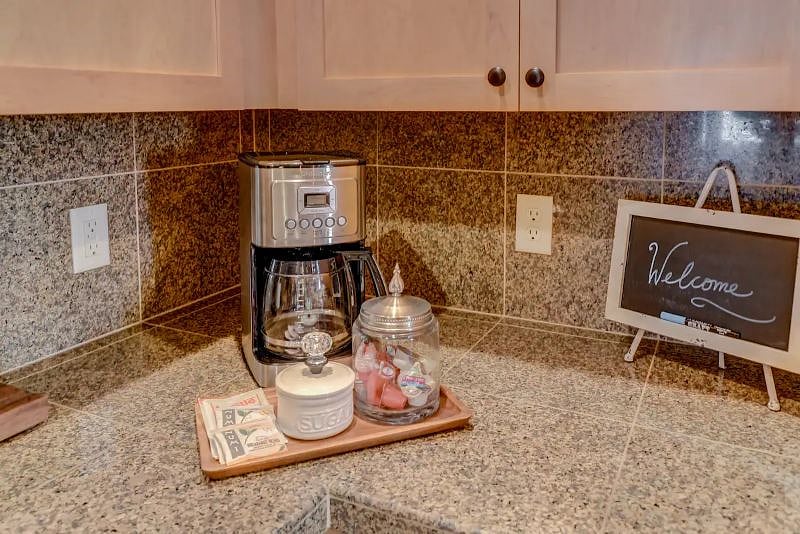 Furnished Finder property 452089_1 photo 7