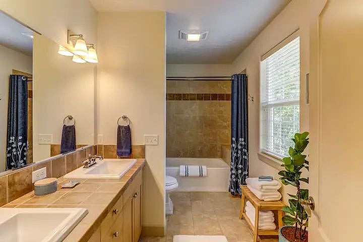 Furnished Finder property 452089_1 photo 20