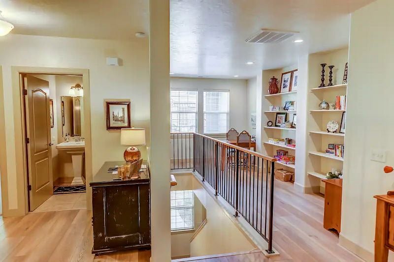 Furnished Finder property 452089_1 photo 24