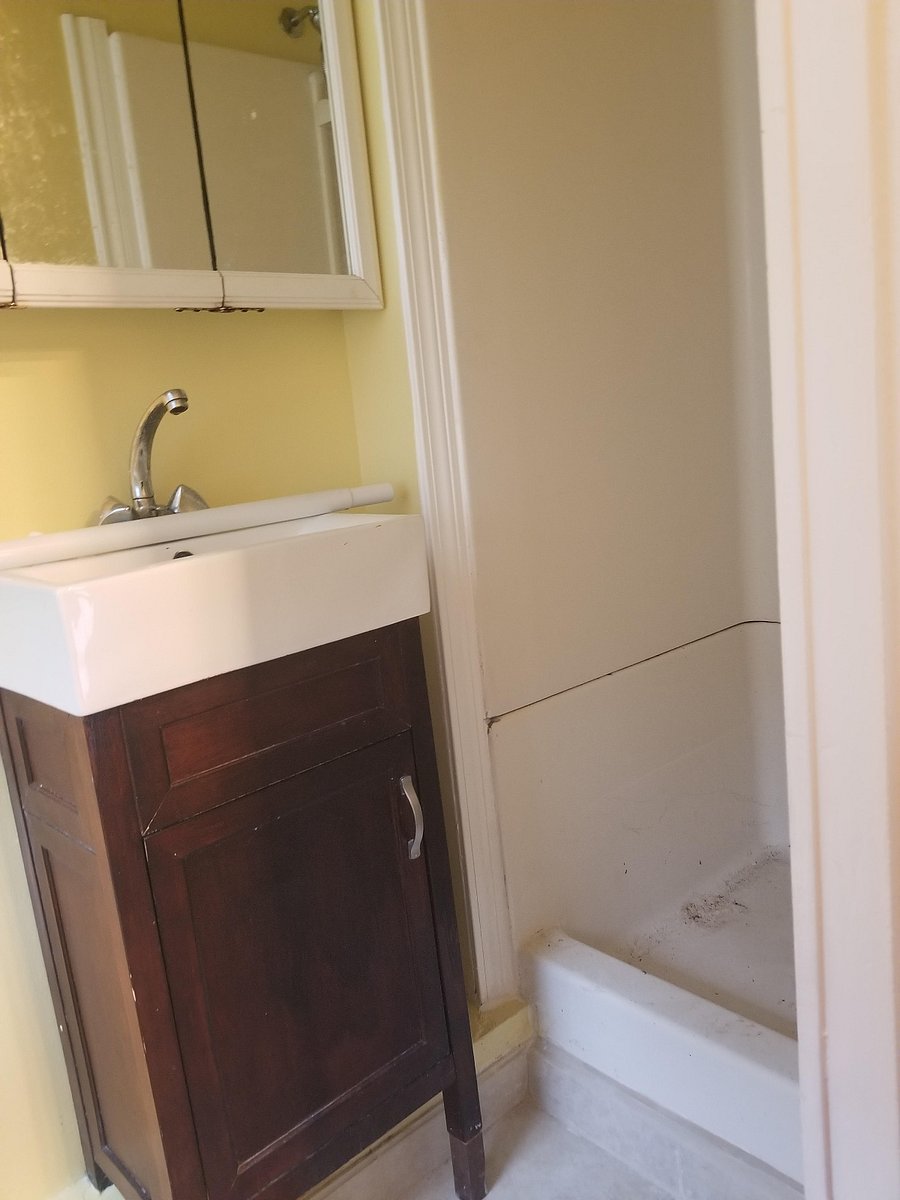 Furnished Finder property 452135_2 photo 5