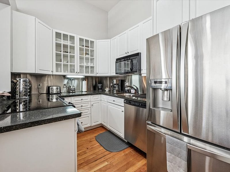 Furnished Finder property 452138_1 photo 12