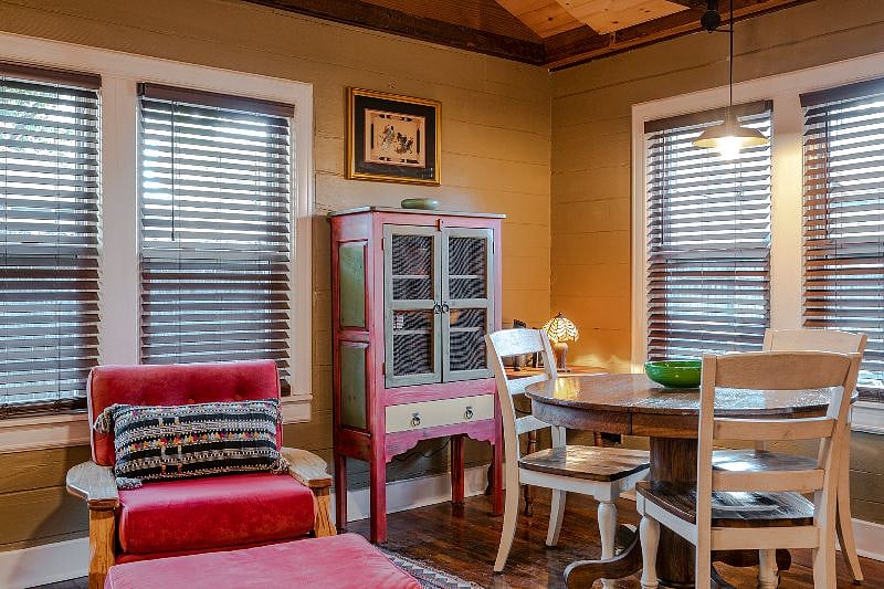 Furnished Finder property 452149_1 photo 9