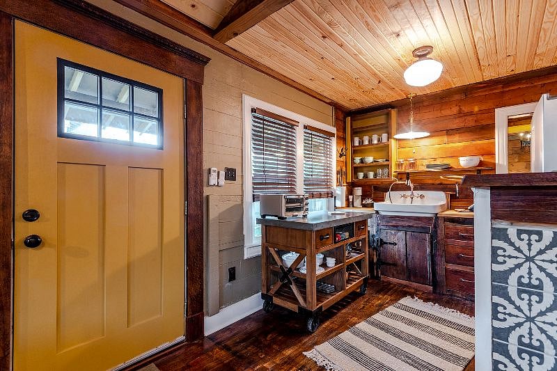 Furnished Finder property 452149_1 photo 7