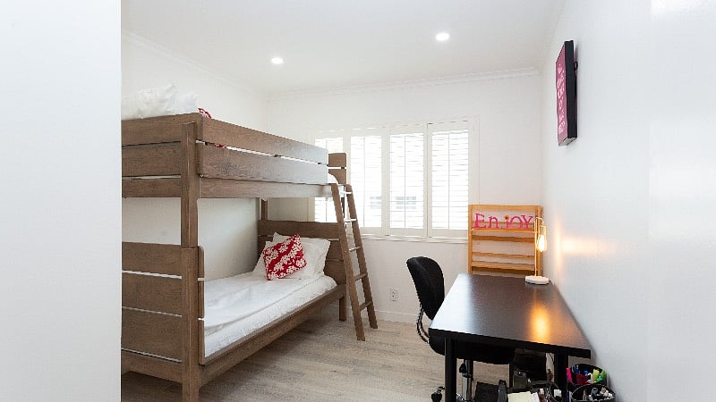 Guest bedroom 2 (top portion of the bunkbed can be removed upon request)