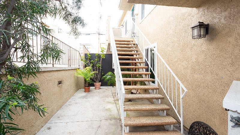 Furnished Finder property 452189_1 photo 25