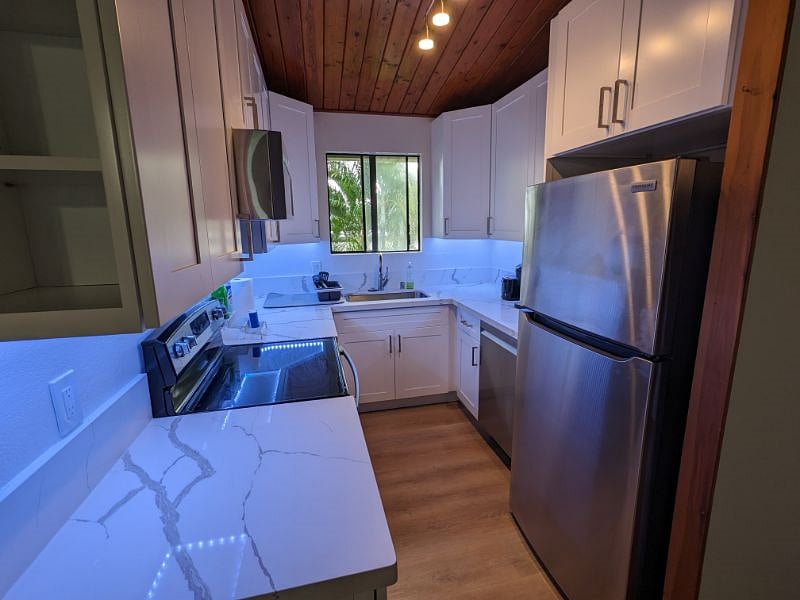 Furnished Finder property 452191_1 photo 3
