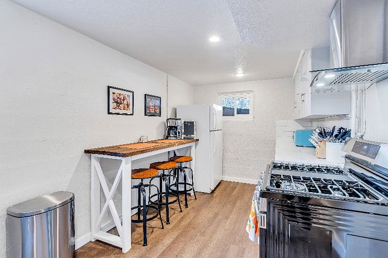 Furnished Finder property 452222_2 photo 5