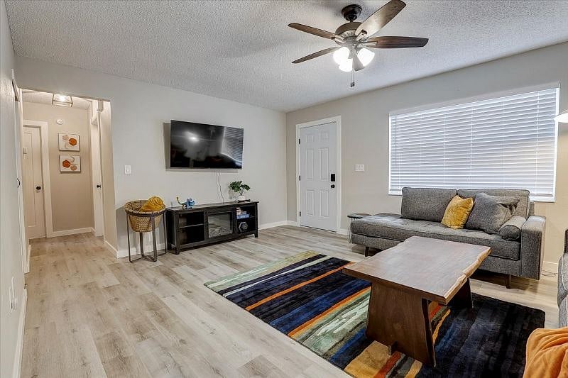 Furnished Finder property 452251_1 photo 8