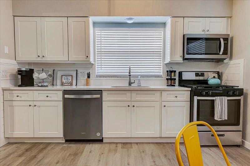 Furnished Finder property 452251_1 photo 16