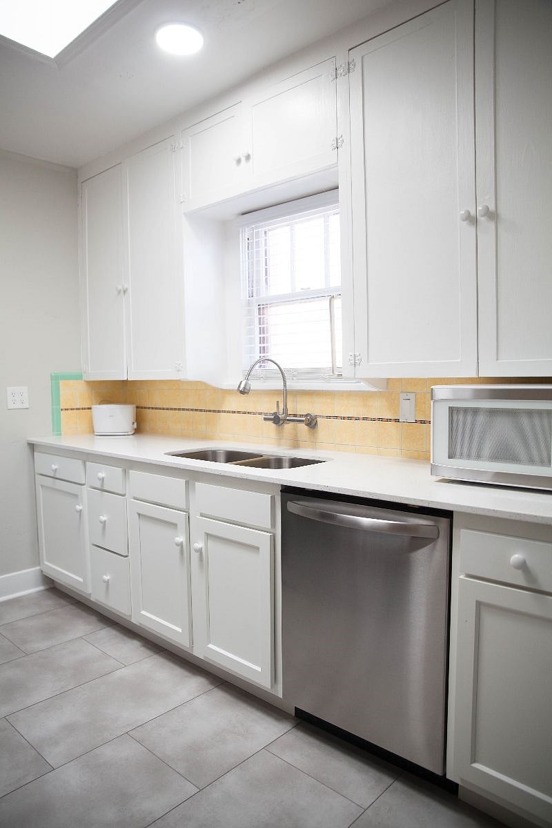 Furnished Finder property 452260_1 photo 4