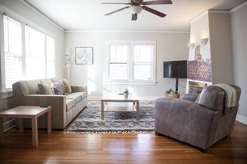 Furnished Finder property 452260_1 photo 11