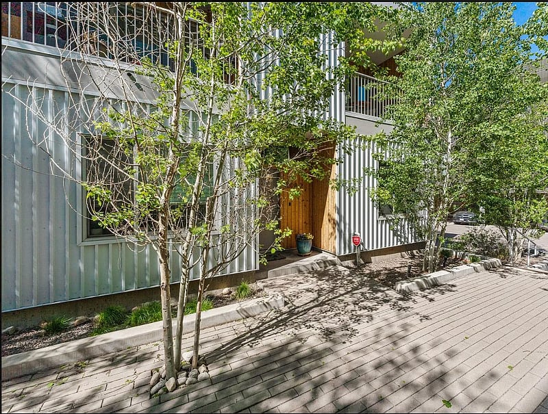 Furnished Finder property 452290_1 photo 30