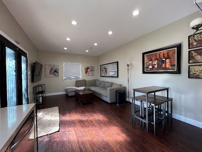 Furnished Finder property 452302_1 photo 25