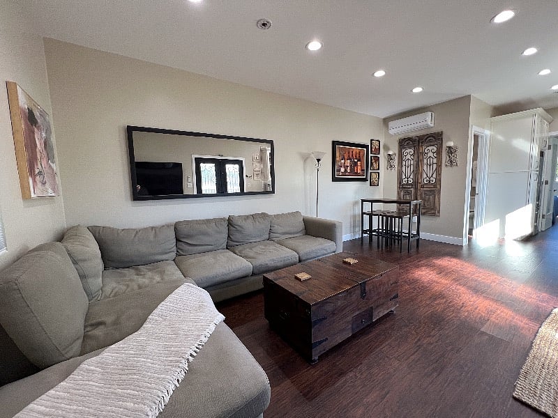 Furnished Finder property 452302_1 photo 26