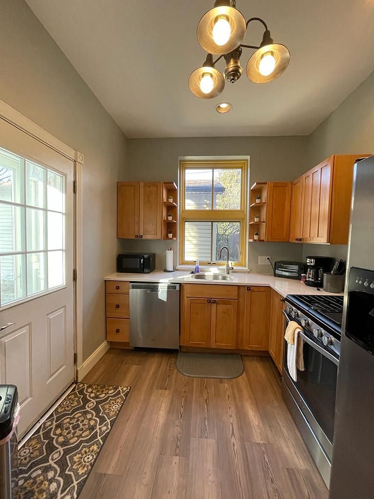 Furnished Finder property 452325_1 photo 7