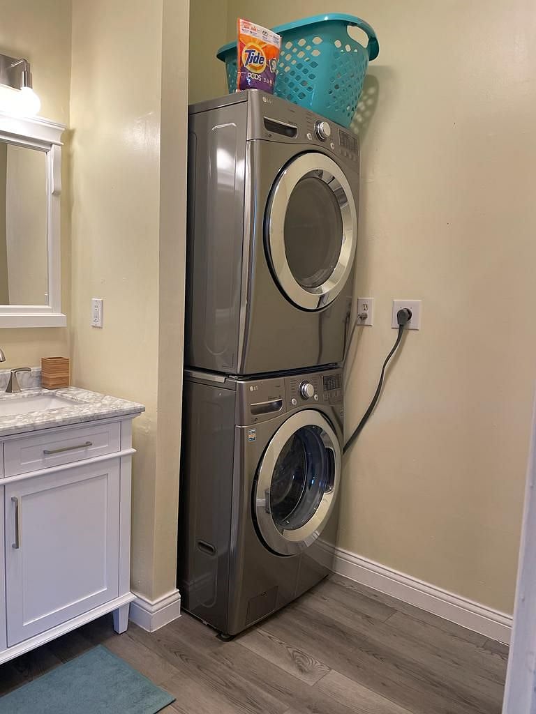 Furnished Finder property 452325_1 photo 20