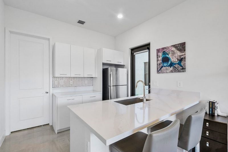 Furnished Finder property 452329_1 photo 4