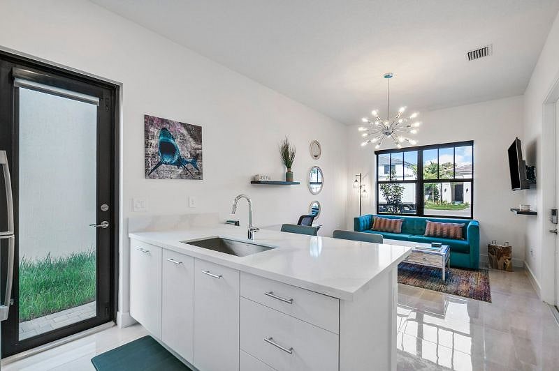 Furnished Finder property 452329_1 photo 6