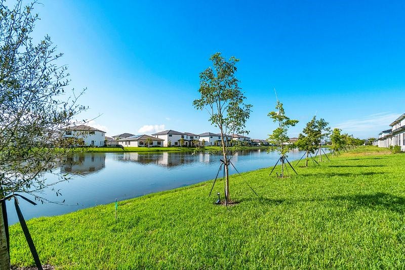 Furnished Finder property 452329_1 photo 15