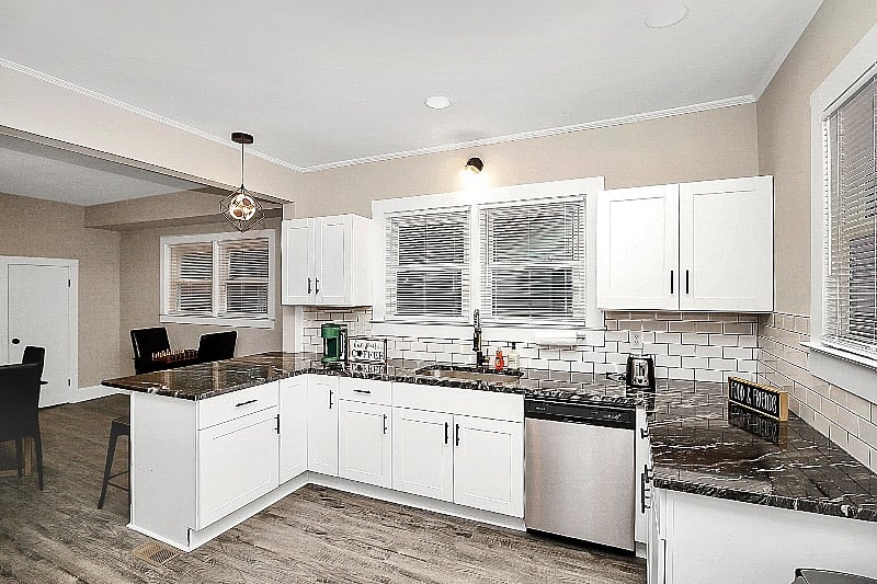 Furnished Finder property 452383_1 photo 26