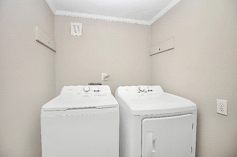 Furnished Finder property 452383_1 photo 33