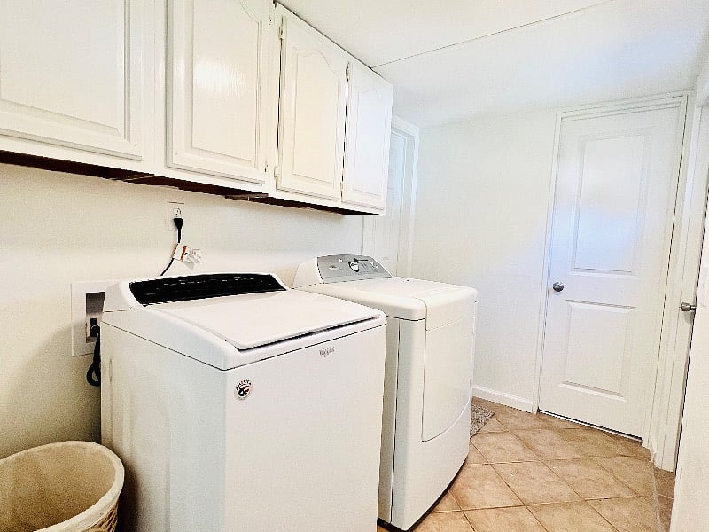 Furnished Finder property 452385_1 photo 32